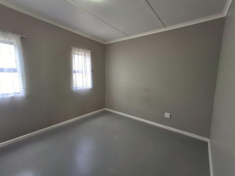 2 Bedroom Property for Sale in Britannia Bay Western Cape